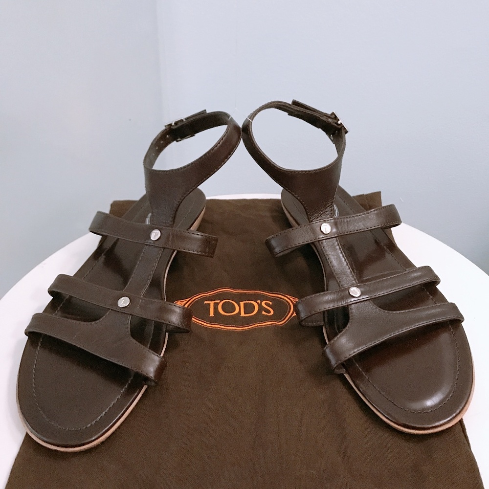 TODS leather sandals size 39